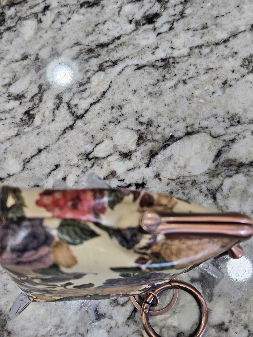 Patricia Nash Cream Floral Kiss-Lock Wristlet with Rose Gold Frame - Picture 5 of 6